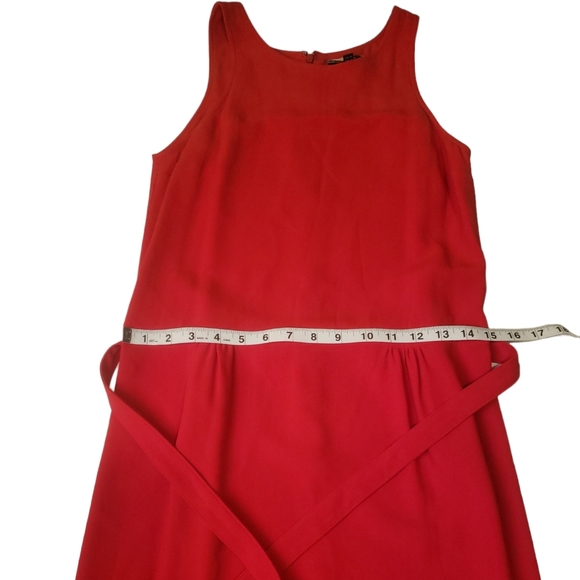 Burberry London Women's Size 6 Sleeveless Red Dress with Belt - Picture 5 of 16